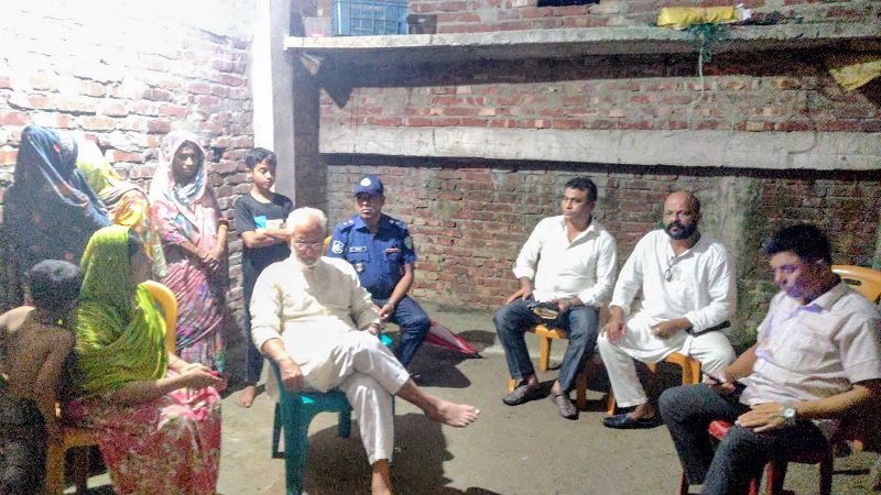 কুতুবজোমের ঘটিভাঙ্গায় কলেজছাত্রীর ঘটনাকে ঘিরে চাঞ্চল্য পরিবারের পাশে এমপি ফরিদ,নিরপেক্ষ তদন্ত দাবী